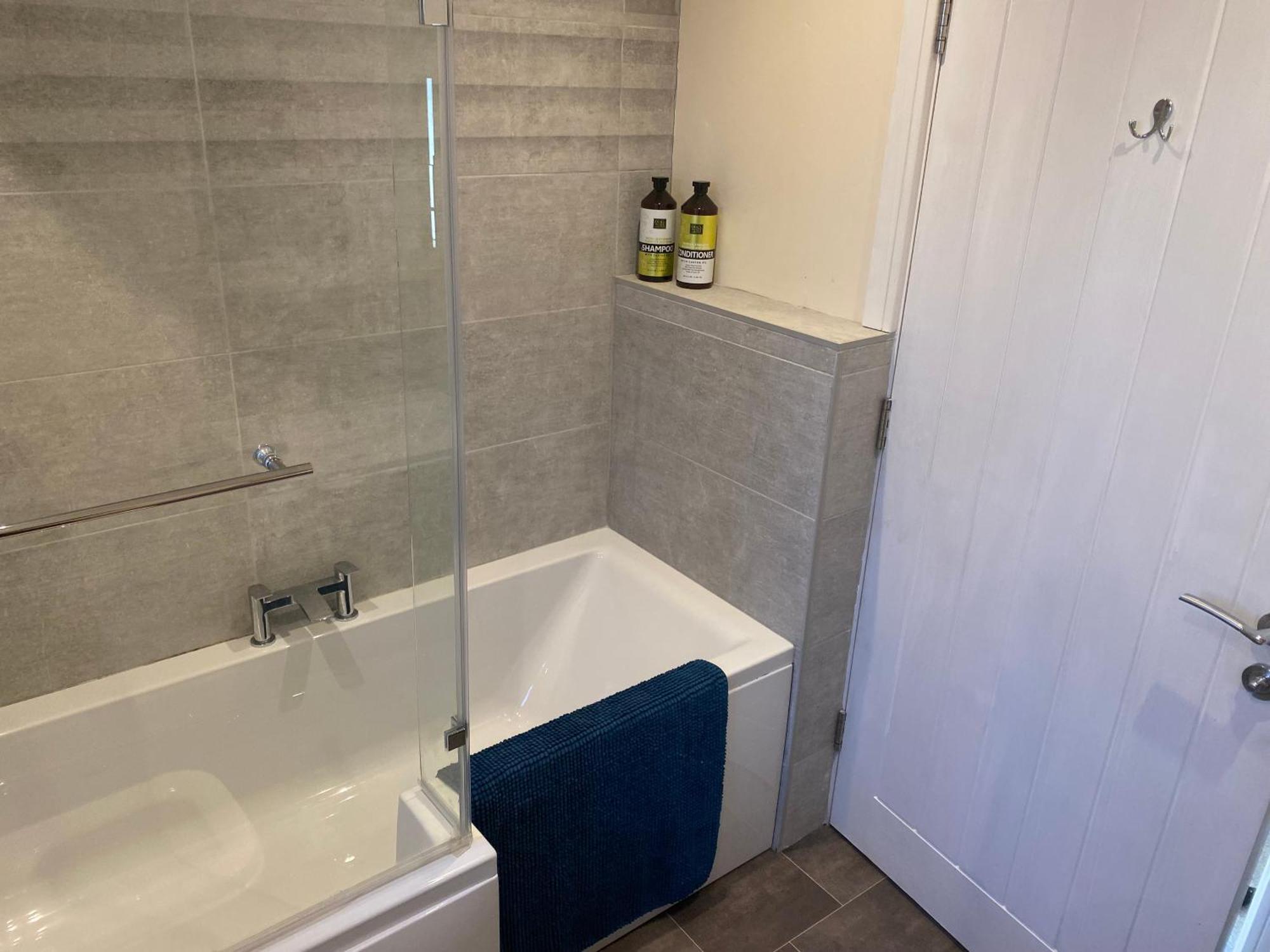 Bath Rd Villa كينشام المظهر الخارجي الصورة