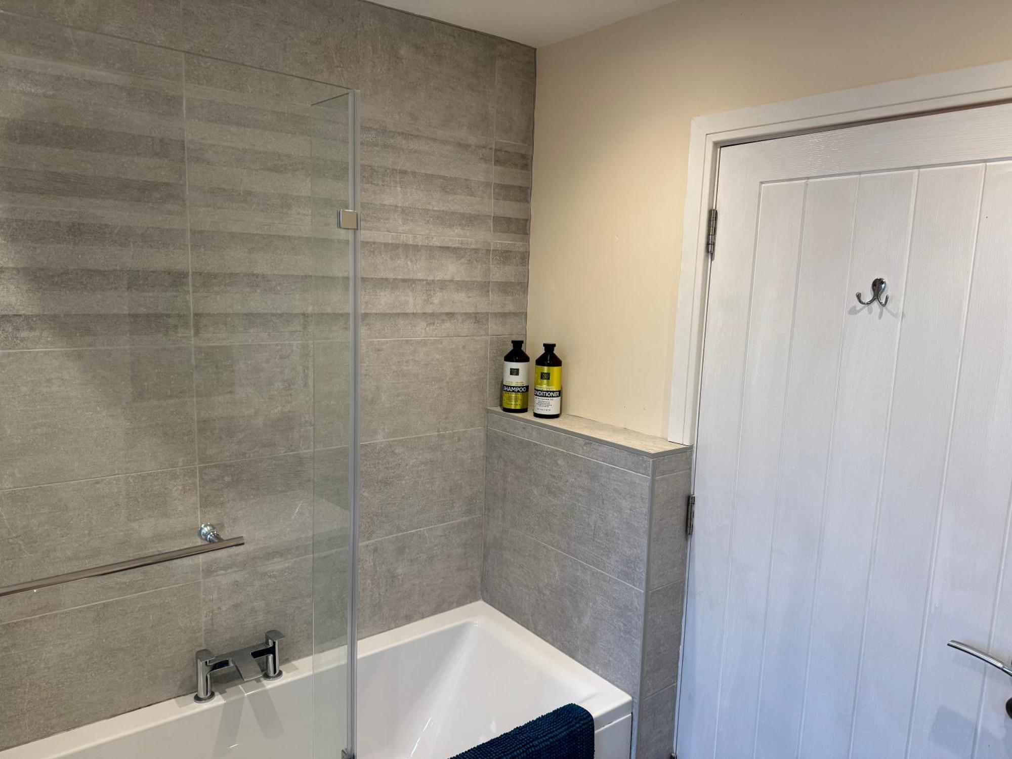 Bath Rd Villa كينشام المظهر الخارجي الصورة